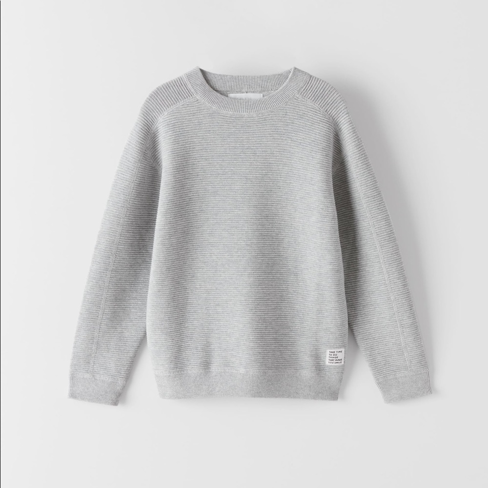 Zara stitched unisex sweater. Kids. Size 13-14 years. Smoke and pets free home.